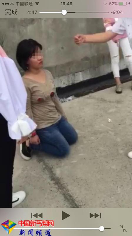 湖北武穴女中学生遭多名女同学围殴被逼下跪 打人者已